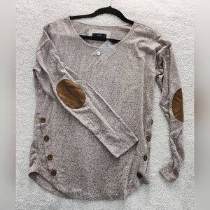 Lightweight Long Sleeve Top - Cute Patches & Button Detail!